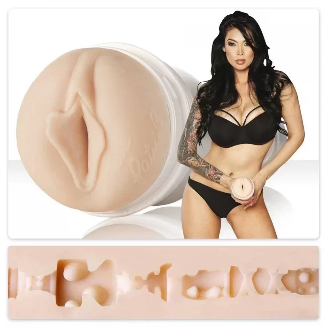 Tera Patrick Tease
