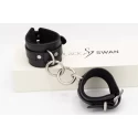 Black swan designz - handfesseln