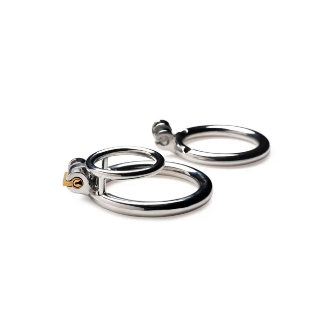 Lockable cockring